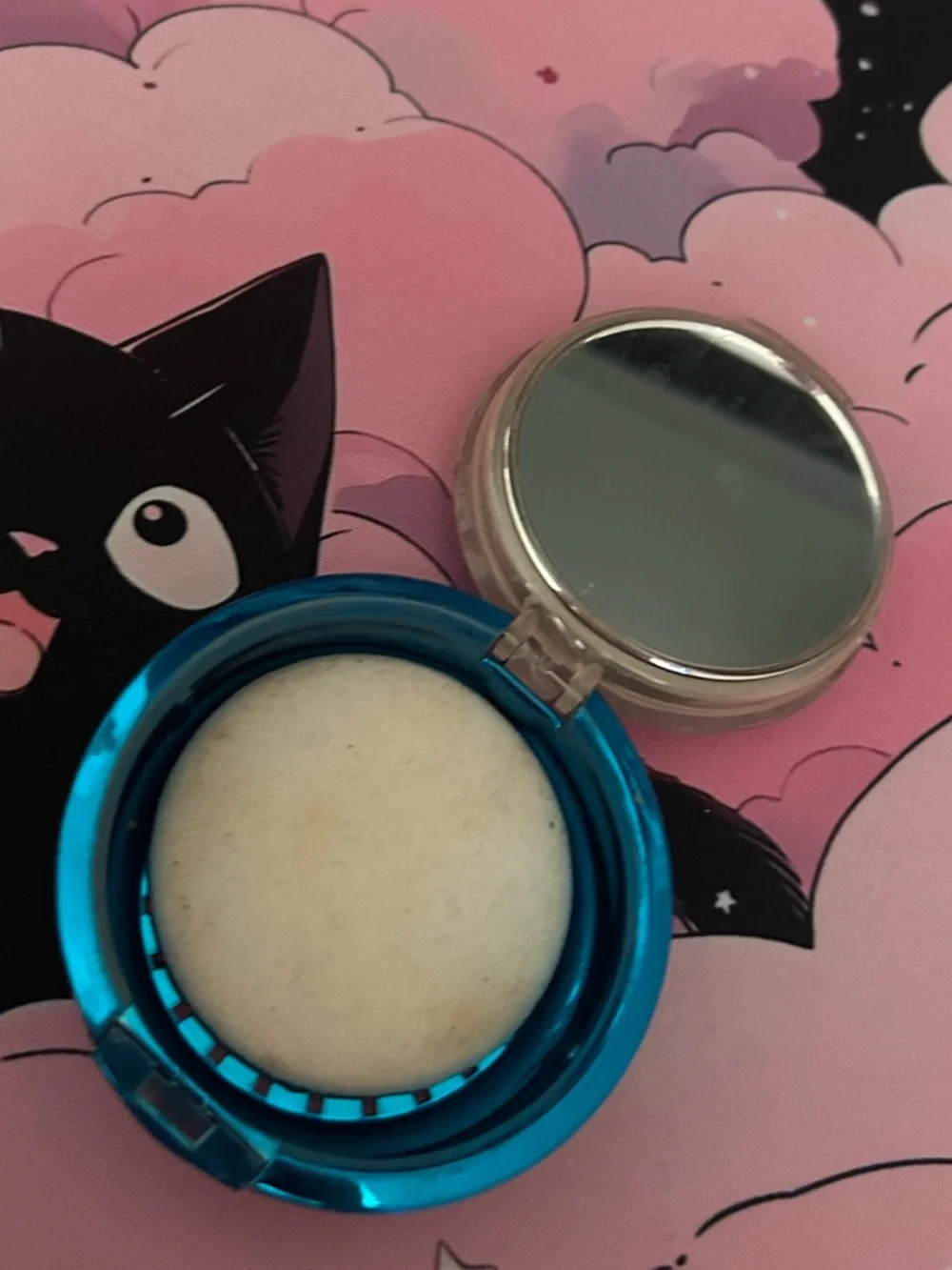 pressed Powder ❤️ - Picture 3 of 3